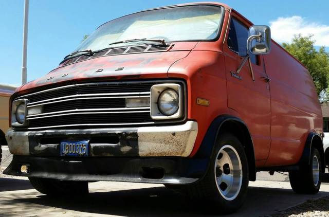 1976 Dodge Ram Van B-200 Tradesman - photo 2