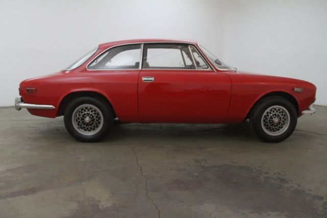 1971 Alfa Romeo 1750 GTV - photo 7