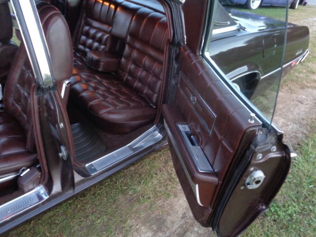 1971 Ford Thunderbird 4 dr ht - photo 8