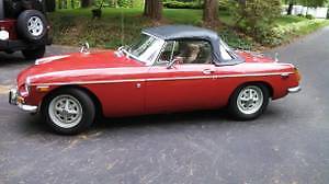 1971 MG MGB - photo 2