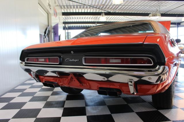 1971 Dodge Challenger - photo 2
