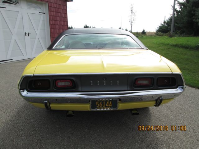 1972 Dodge Challenger hardtop 318 2 BBL - photo 11