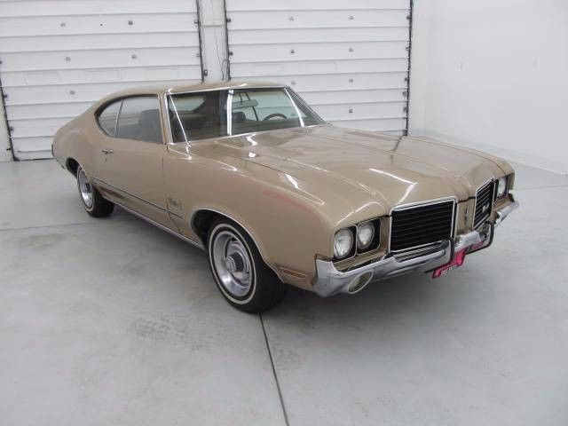 1972 Oldsmobile Cutlass S - photo 2