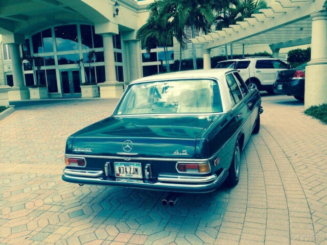 1972 Mercedes-Benz 200-Series - photo 12