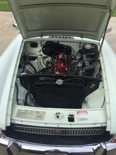 1972 MG MGB - photo 4