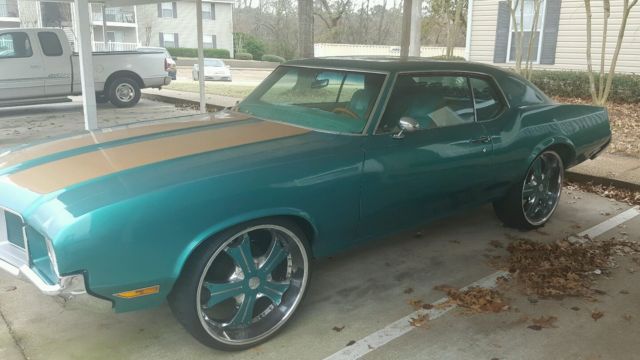72 olds cutlass supreme teal green 1972 Oldsmobile Cutlass base