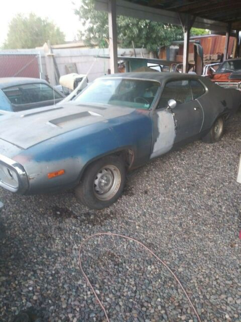 72 Plymouth Road Runner Pistol Grip 4 Spd All original car #s matching PROJECT 1972 Plymouth Road Runner