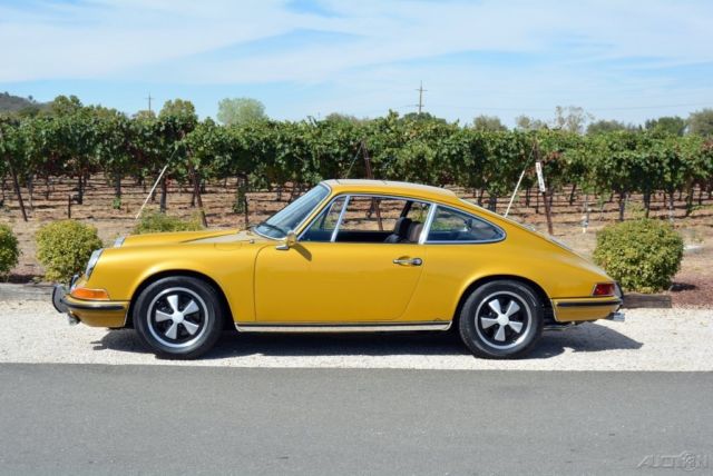 1972 Porsche 911 911E SUNROOF COUPE - photo 2