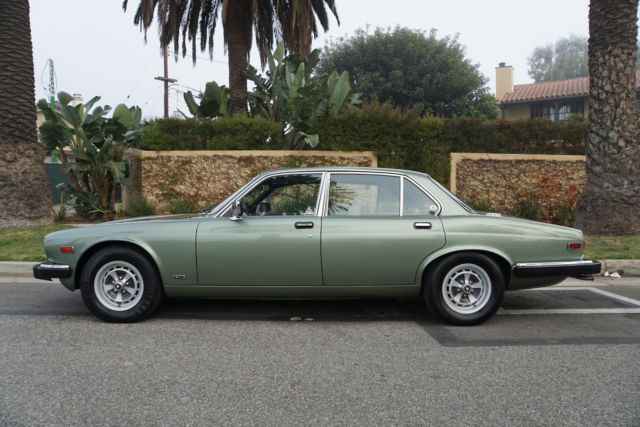 1985 Jaguar XJ6 Mark III Vanden Plas Sedan XJ6 Vanden Plas - photo 3