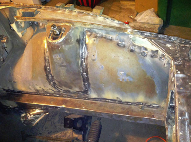 1973 Datsun Z-Series Upgraded Autometer Trim - photo 3
