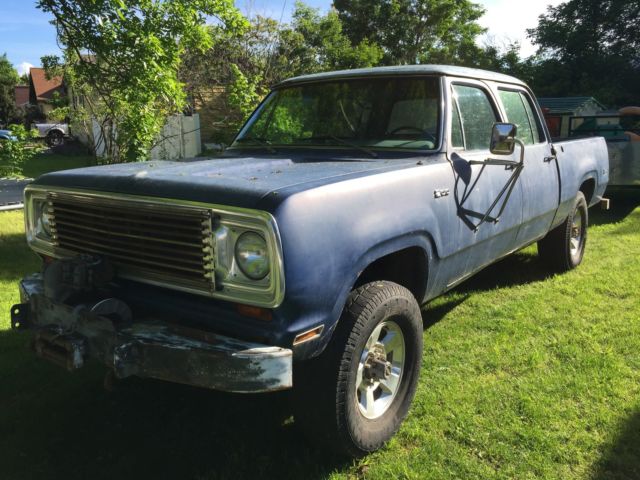 1973 Dodge Ram 2500 Adventurer