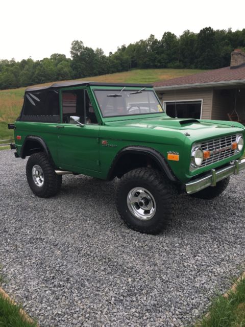 73 ford bronco rust free perfect shape. 302 4 speed 1973 Ford Bronco