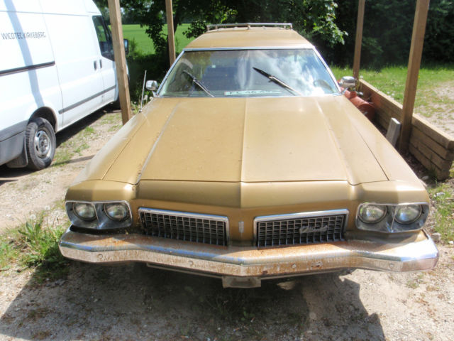 1973 Oldsmobile Custom Cruiser stationcar
