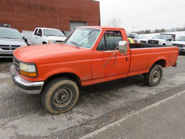 1994 Ford F-250 POWERSTROKE TURBO DIESEL 4X4 STANDARD SHIFT - photo 3