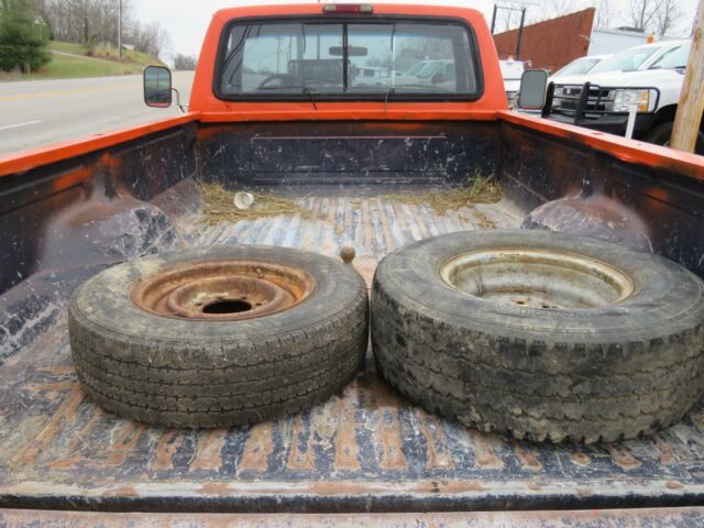 1994 Ford F-250 POWERSTROKE TURBO DIESEL 4X4 STANDARD SHIFT - photo 6