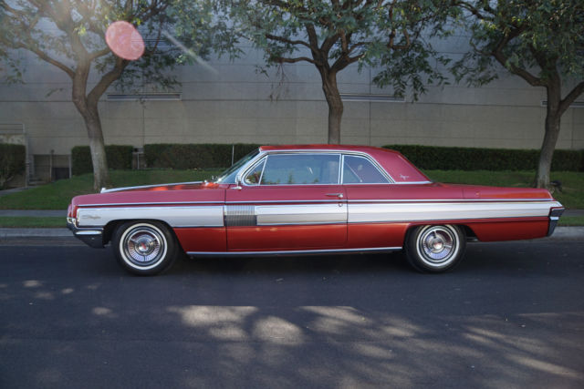 1962 Oldsmobile Starfire -- - photo 2