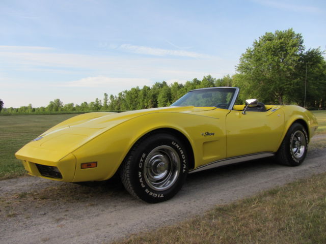 74 CORVETTE STINGRAY CONVERTIBLE V8 RARE FACTORY 4-SPD TRANS GREAT CONDITION C3 1974 Chevrolet Corvette Convertible