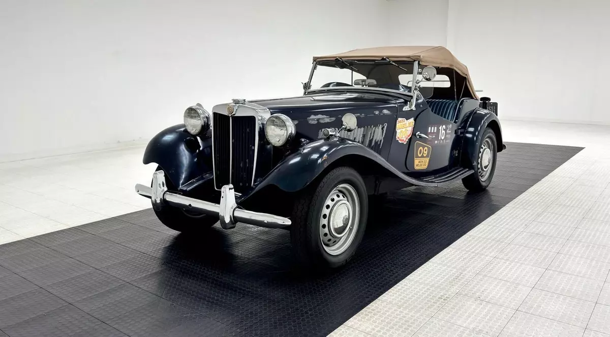 74,453 Miles/Rebuilt 1250cc I4/4-Speed Manual/Endless Possibilities/Newer Top 1951 MG T-Series Roadster