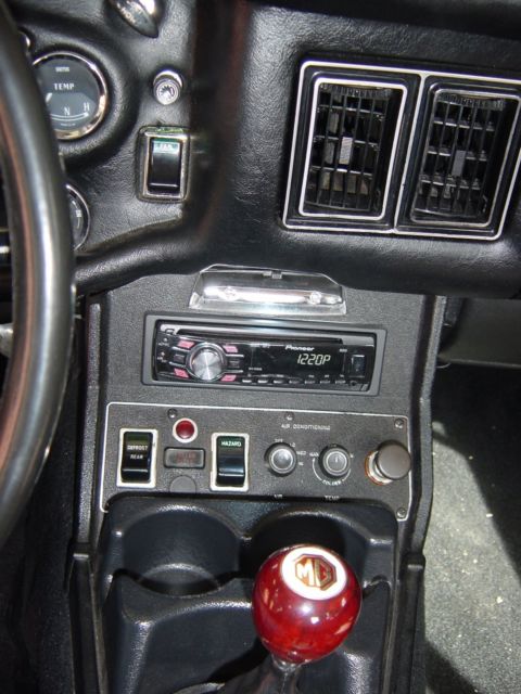 1974 MG MGB - photo 7