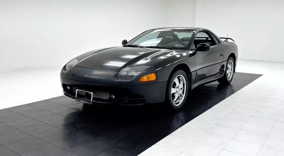 74,777 Miles/Diamond In The Rough/222hp 3.0L V6/5-Speed Manual/Mostly Stock 1994 Mitsubishi 3000GT Coupe