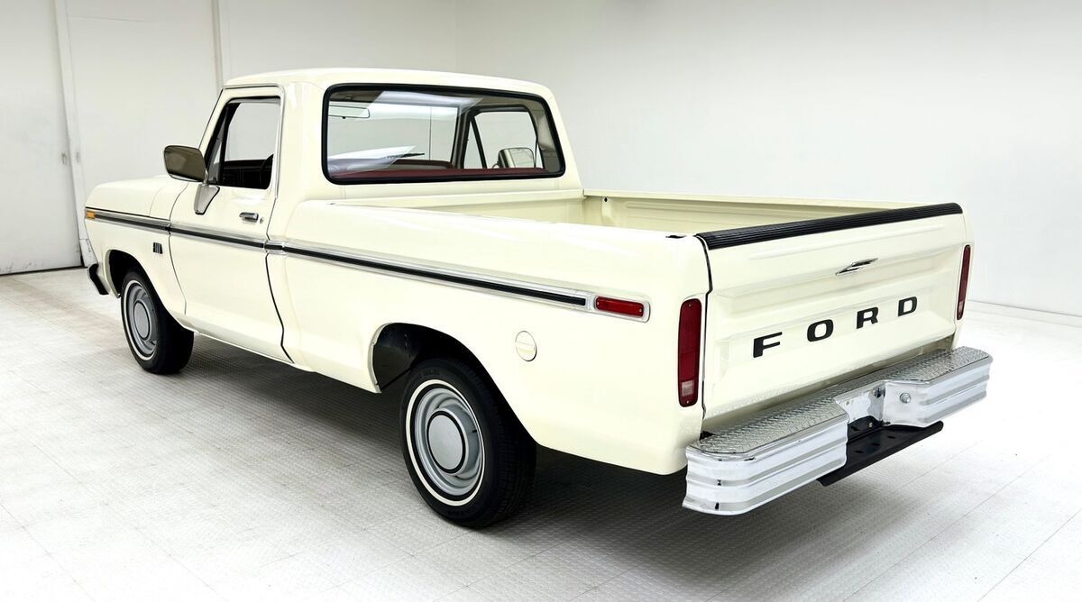 1976 Ford F-100 Short Bed Pickup - photo 3