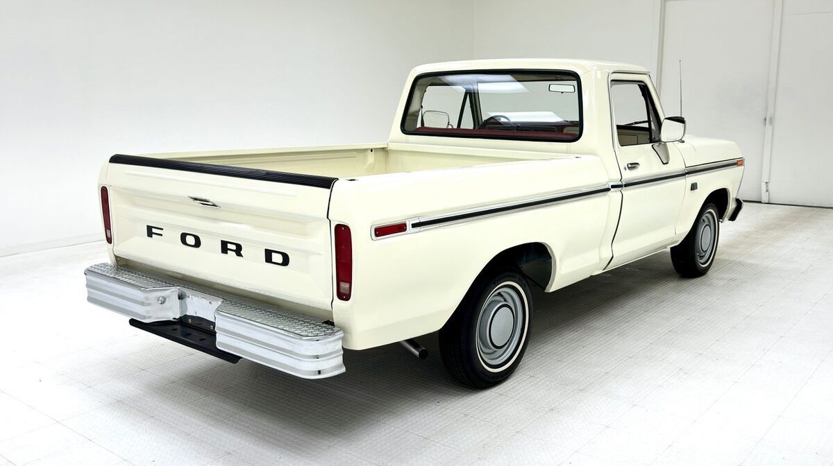 1976 Ford F-100 Short Bed Pickup - photo 5