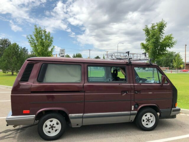74991 Volkswagen Vanagon GL 1991 Volkswagen Bus/Vanagon