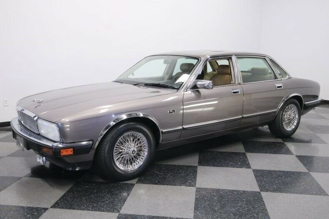 1990 Jaguar XJ6 Sovereign - photo 7