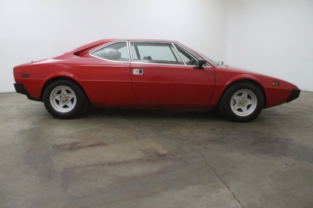1975 Ferrari 308 GT4 - photo 7