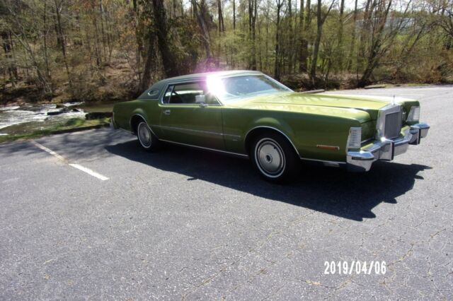 1975 Lincoln Continental - photo 2