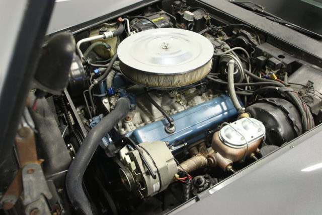1981 Chevrolet Corvette Base Coupe 2-Door - photo 3