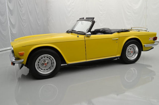 76 Triumph TR6 2.5Liter(2498cc) 6 Cylinder Manual 4-Spd Overdrive Inca Yellow 1976 Triumph TR-6