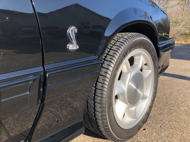 1993 Ford Mustang SVT Cobra #2442 ONLY 7,600 MILES - photo 7