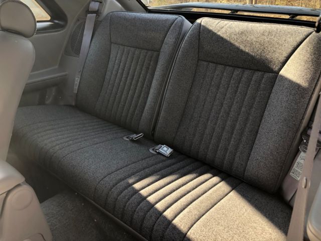1993 Ford Mustang SVT Cobra #2442 ONLY 7,600 MILES - photo 9