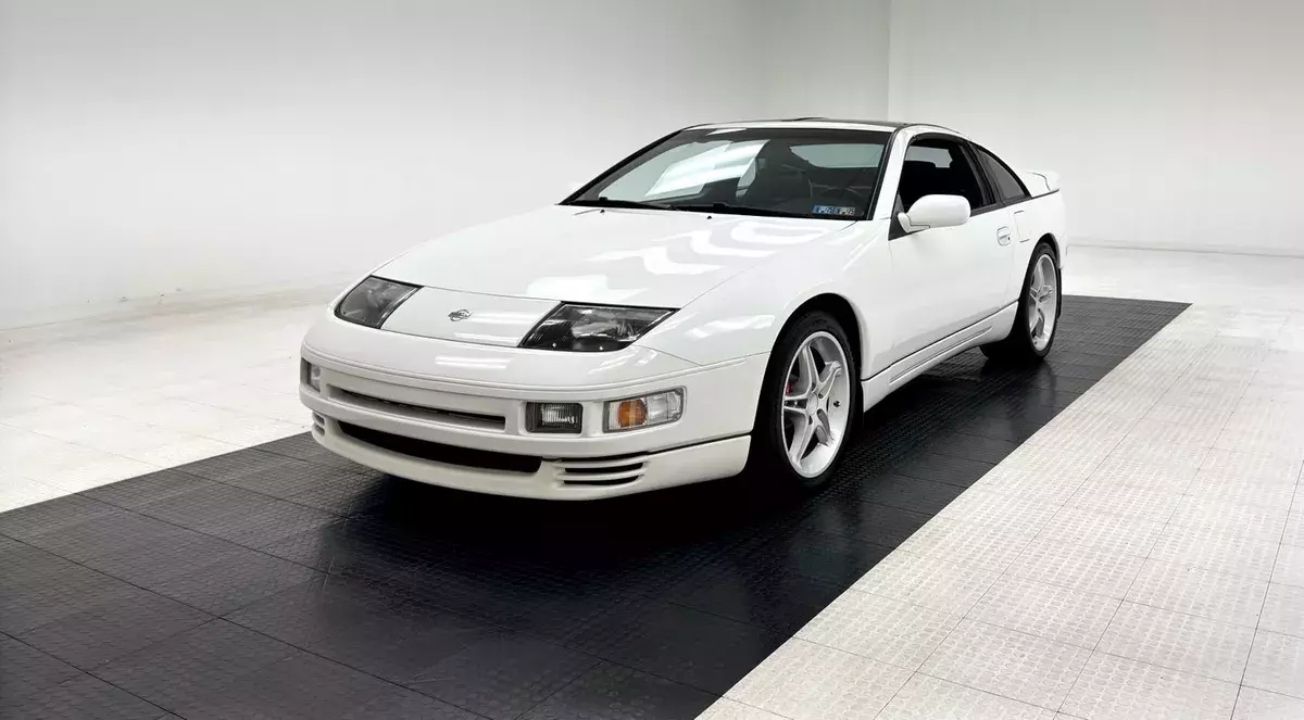 76,671 Miles/500hp 3.0L Twin Turbo V6/5-Speed Manual/Stillen Suspension Upgrades 1993 Nissan 300ZX Twin Turbo