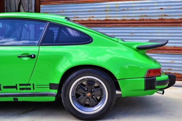 1977 Porsche 911 Sunroof Delete - photo 4