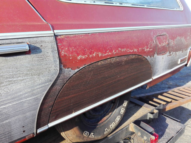 1977 Chrysler Town & Country - photo 11