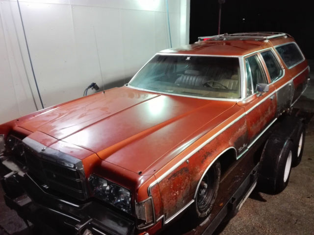 1977 Chrysler Town & Country - photo 5