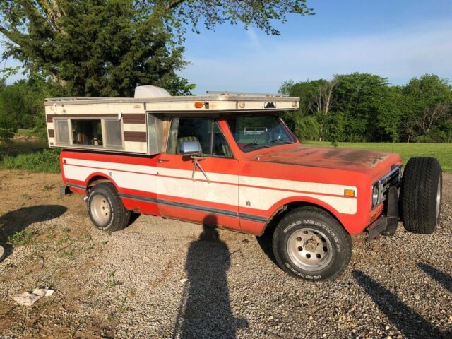 77 International Scout II Terra with vintage camper 1977 International Harvester Scout Terra