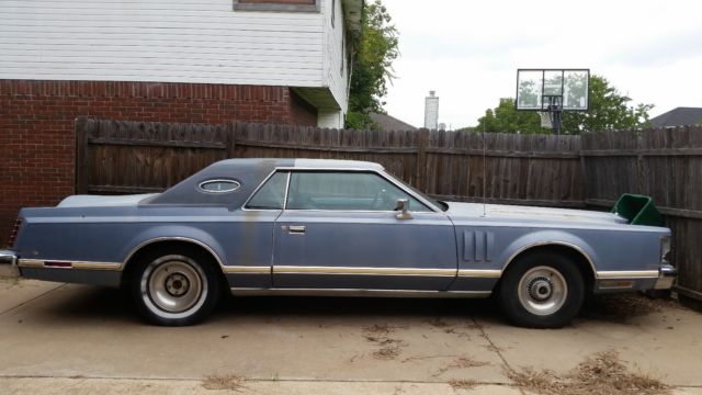 1977 Lincoln Continental Mark 5 - photo 2