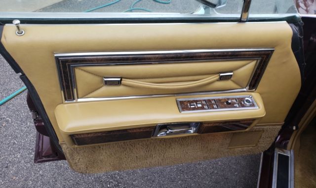 1977 Lincoln Continental - photo 10