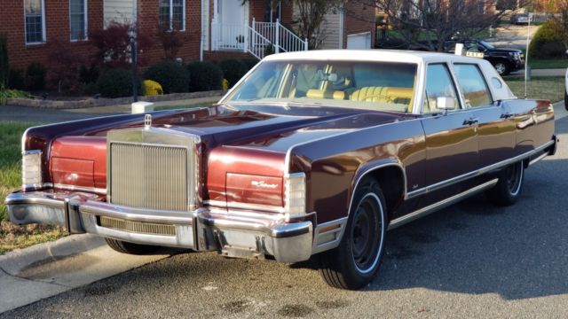 1977 Lincoln Continental - photo 2