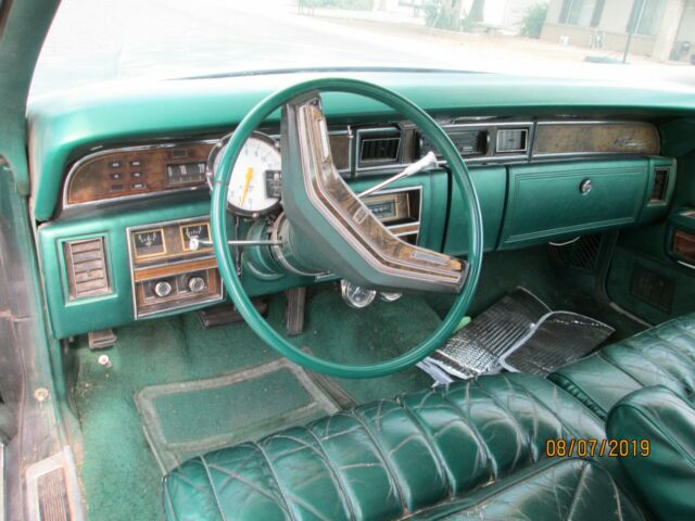 1977 Lincoln Continental - photo 8