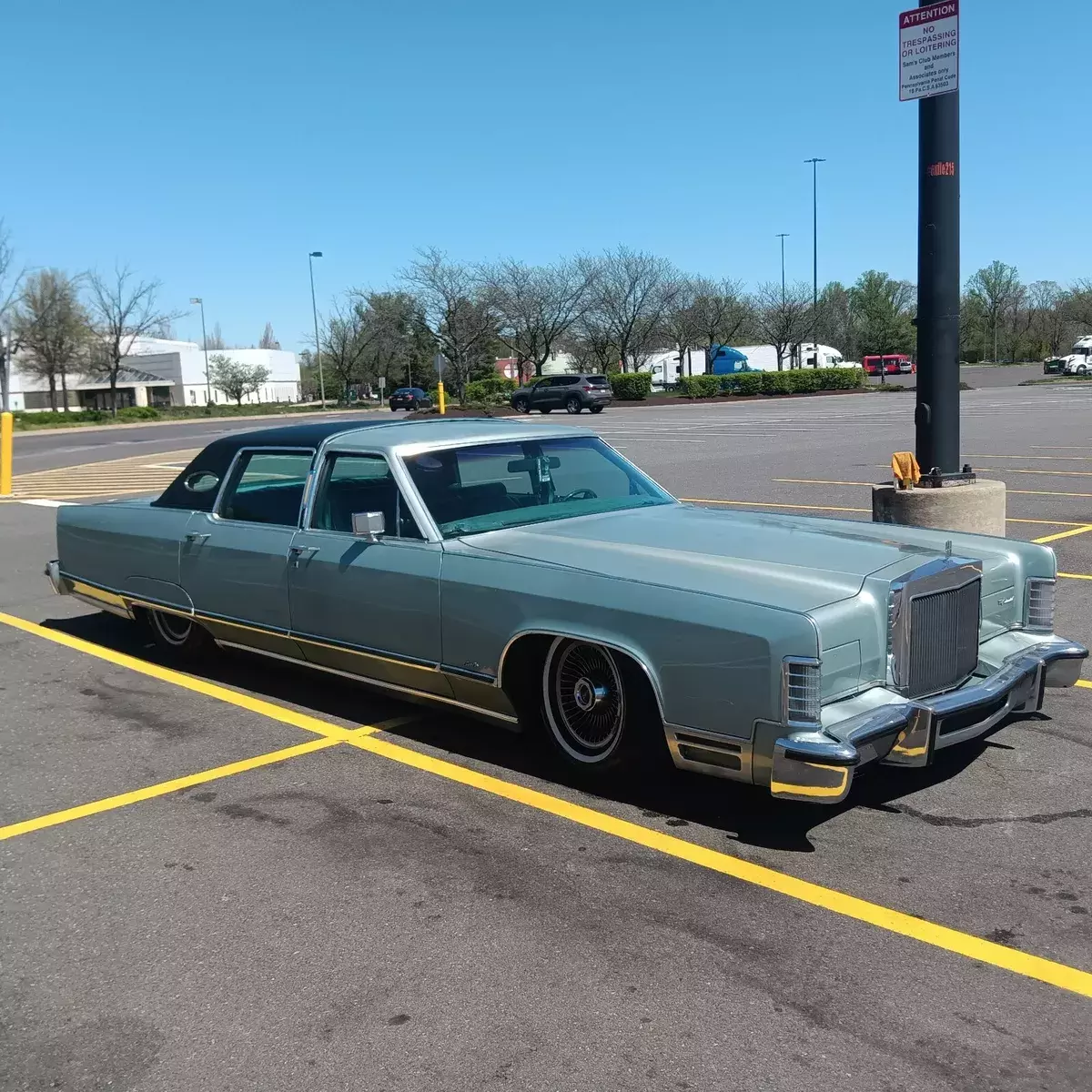 77 lincoln town car on Air ride. 1977 Lincoln Town Car