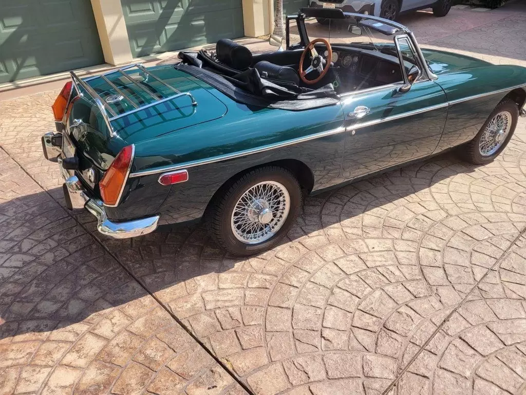 1977 MG MGB 77 MG MGB Convertible! 1 Owner, CA Car! Beautiful - photo 10