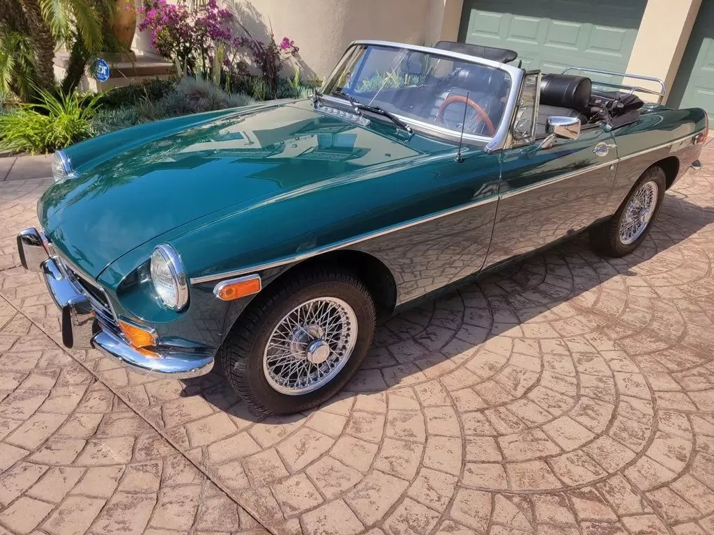 1977 MG MGB 77 MG MGB Convertible! 1 Owner, CA Car! Beautiful - photo 2