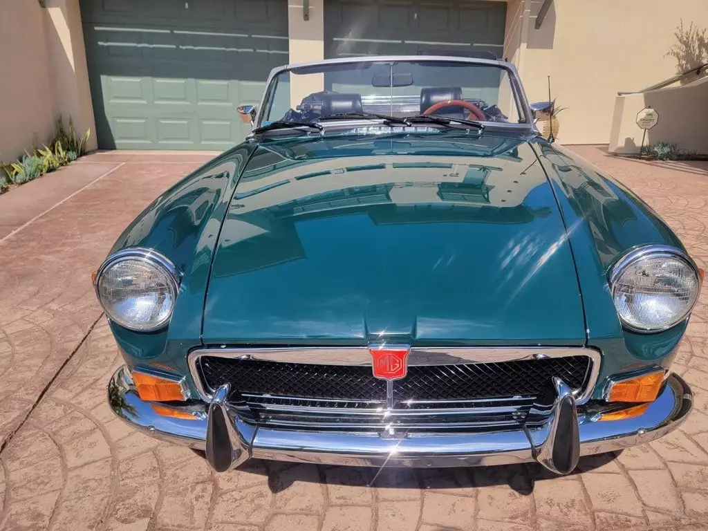 1977 MG MGB 77 MG MGB Convertible! 1 Owner, CA Car! Beautiful - photo 4