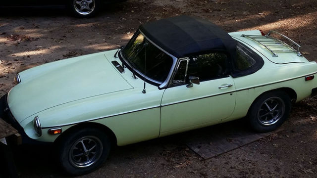 77 MGB Roadster running and driven as a main car 1977 MG MGB
