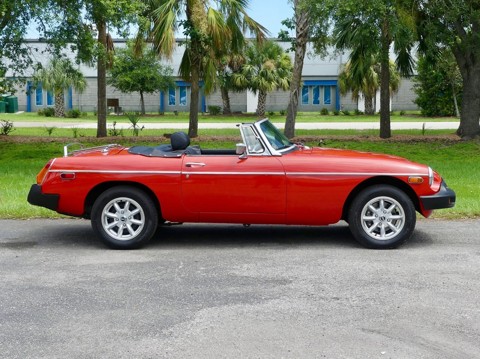 1977 MG MGB - photo 3
