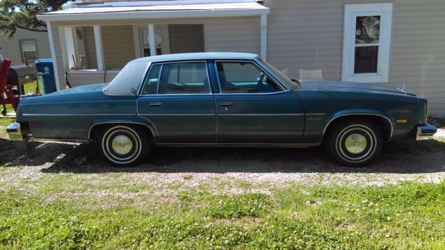 77 Oldsmobile 98 - 38,500 miles(St Louis) 1977 Oldsmobile Ninety-Eight